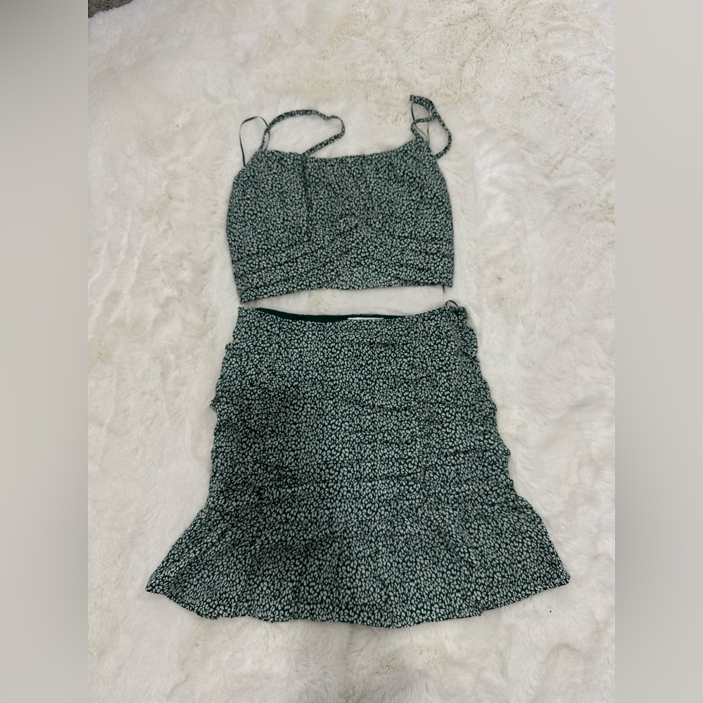 Green and White Floral Two Piece Skirt Set